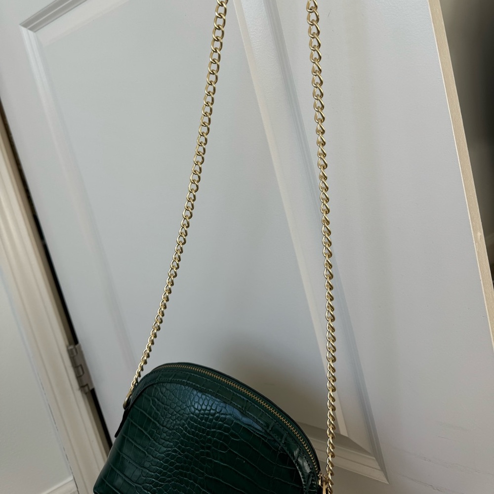 Forever 21 Dark Green Croc-Embossed Crossbody Bag - Picture 3 of 5